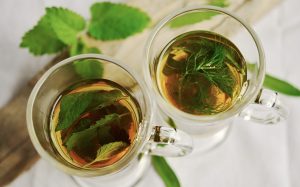 wellhealthorganic.com:5-herbal-teas-you-can-consume-to-get-relief-from-bloating-and-gas